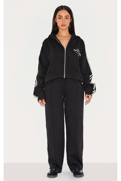 Маленькі чорні шви деталі пробіжки