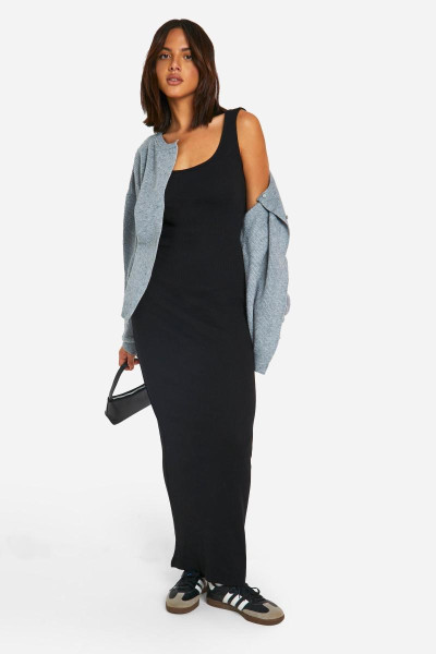 Базова максі-сукня в рубчик Базова максі-сукня в рубчик