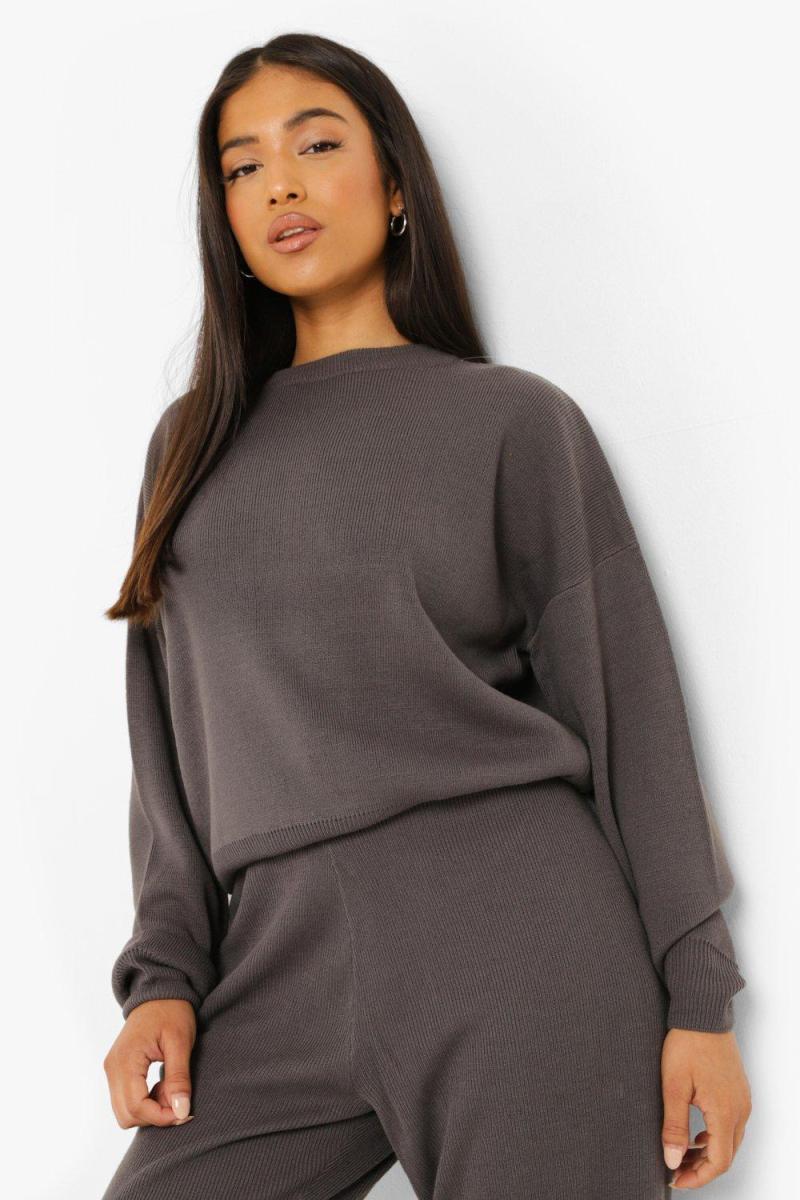 Маленький трикотажний джемпер і джоггер