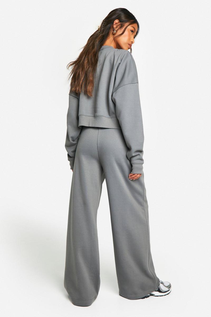 DSGN Studio Вишита широка нога Джоггер