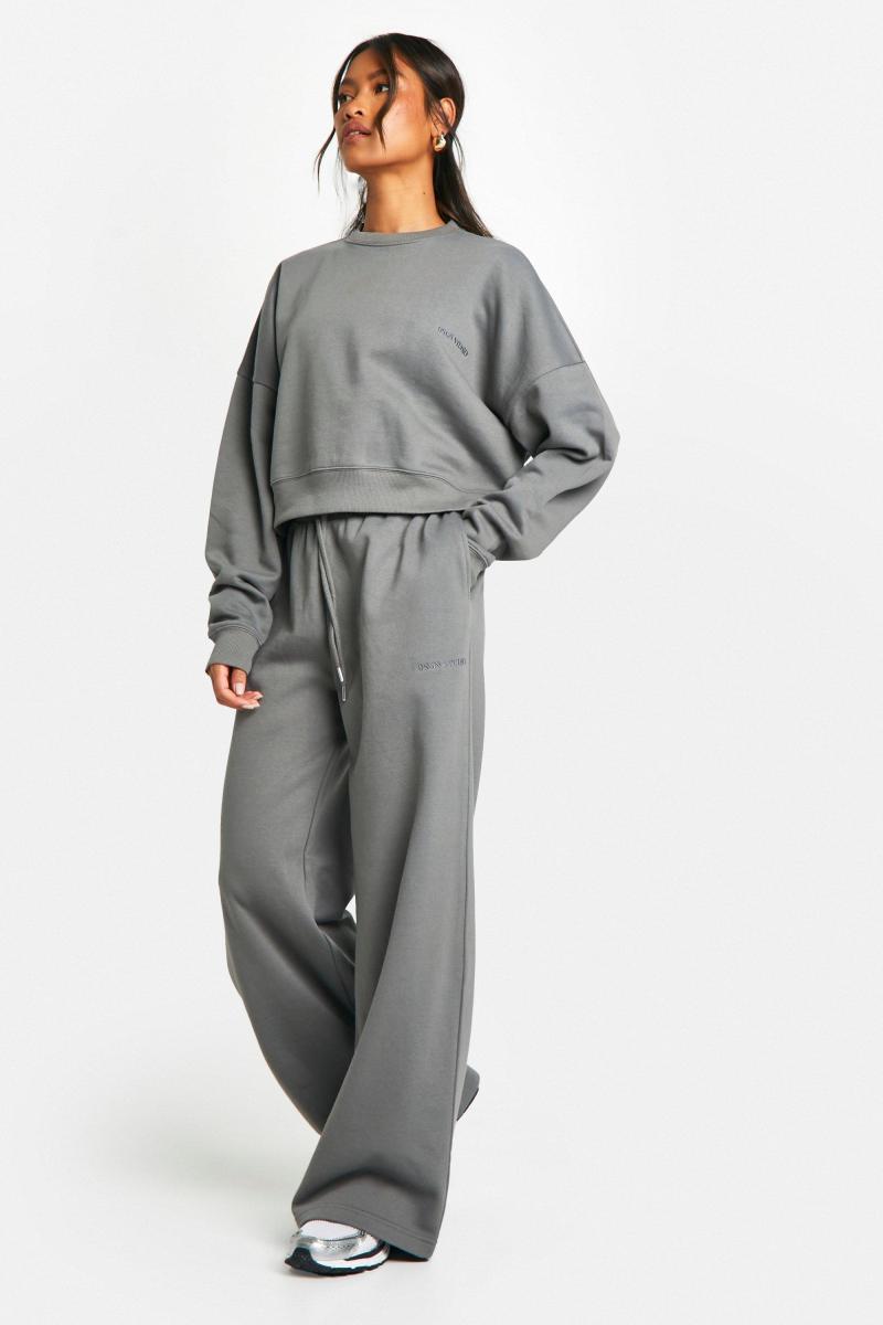 DSGN Studio Вишита широка нога Джоггер