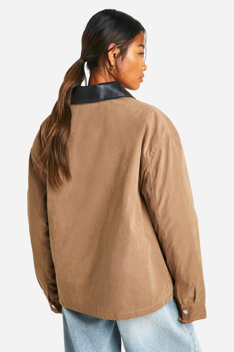 Контрастна комірська куртка сараю