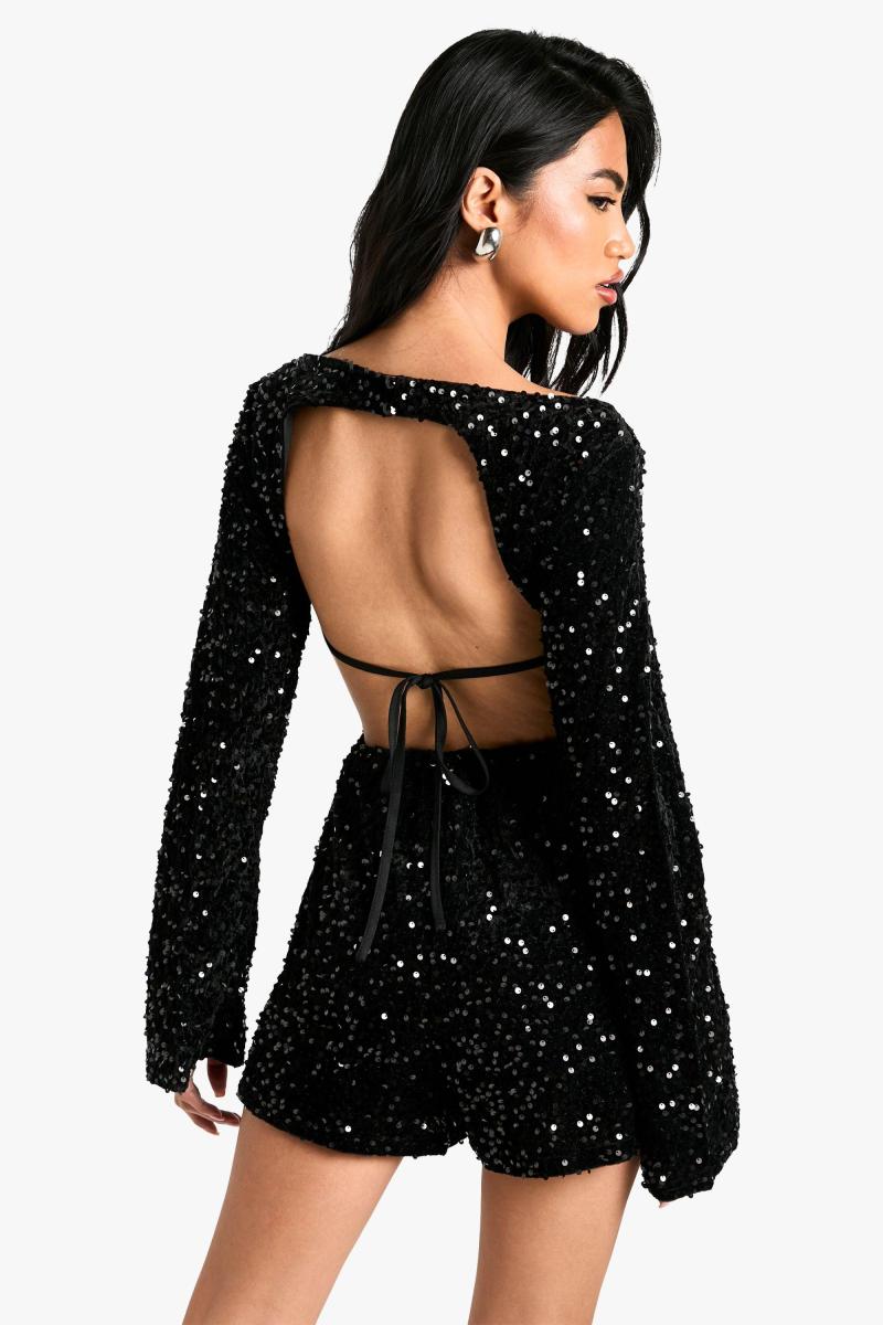 Оксамитовий комбінезон з розкльошеними рукавами з паєтками