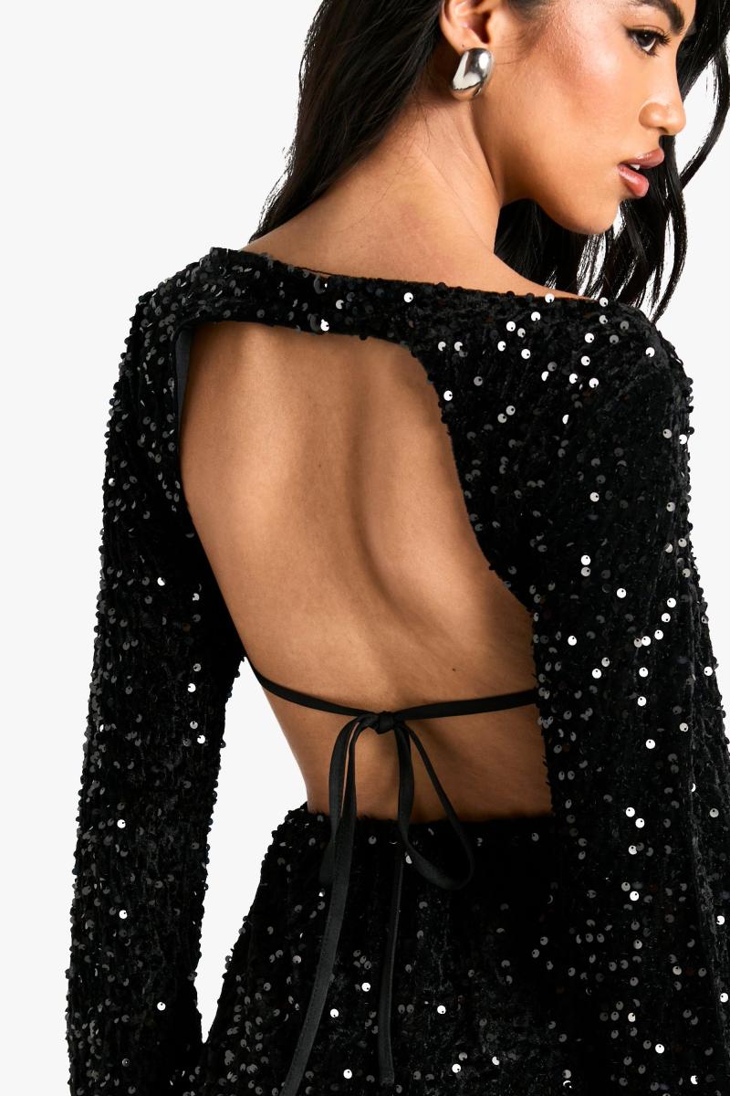 Оксамитовий комбінезон з розкльошеними рукавами з паєтками