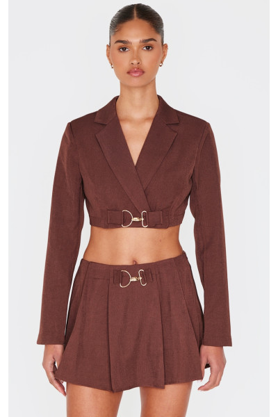 Шоколадний укорочений блейзер з тканими пряжками Шоколадний укорочений блейзер з тканими пряжками