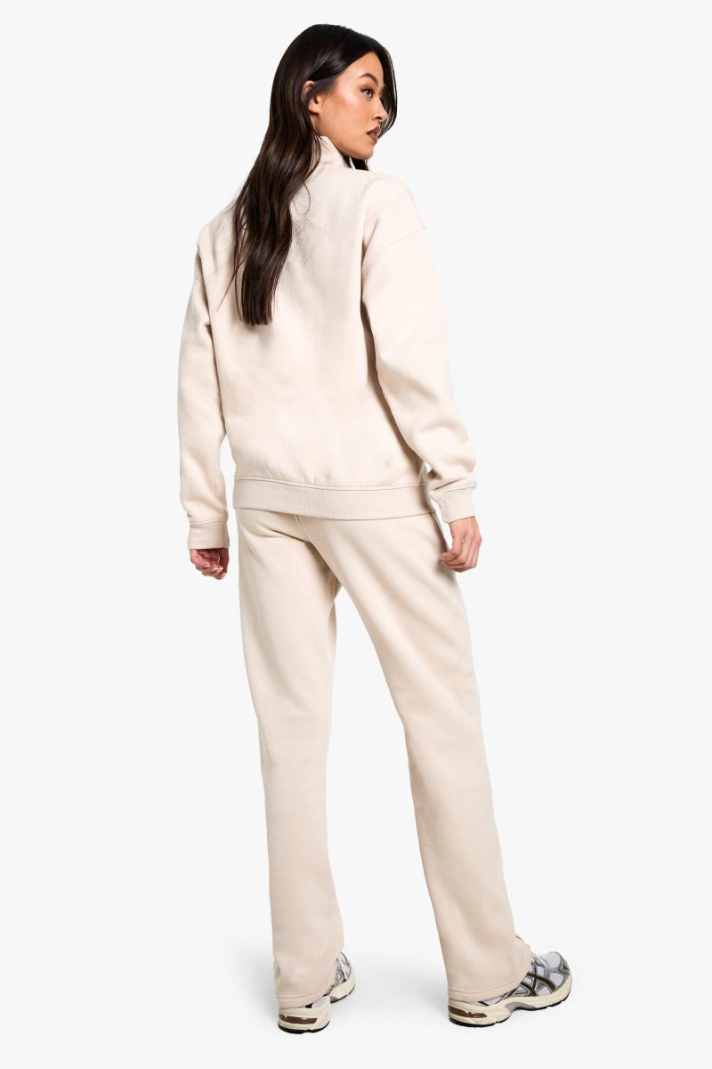 Високі деталі трубопроводу неохайний пробіжок