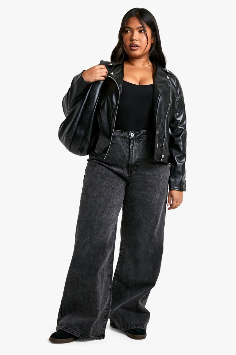 Плюс стьобана байкерська куртка з вигляду PU шкіри