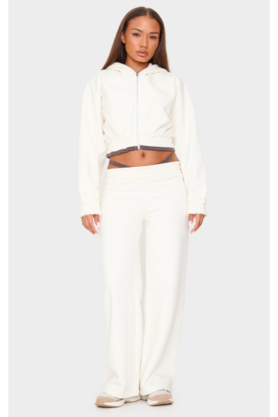 Маленькі кремові кросівки з прямими штанинами з контрастними деталями Маленькі кремові кросівки з прямими штанинами з контрастними деталями