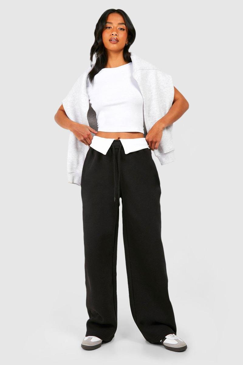 Маленька контрастна складена талія широка нога пробіг