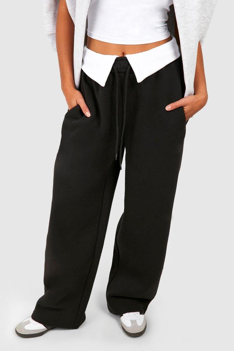 Маленька контрастна складена талія широка нога пробіг