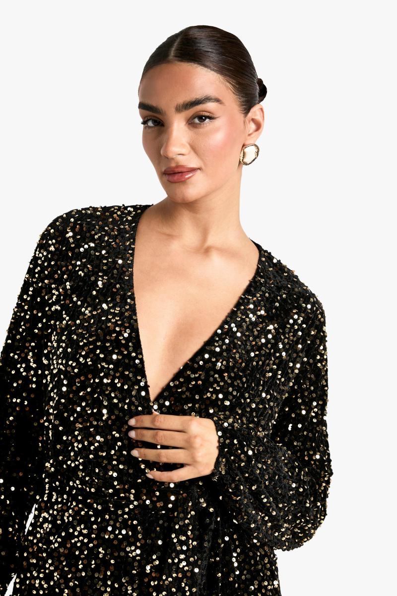 Комбінезон з паєтками