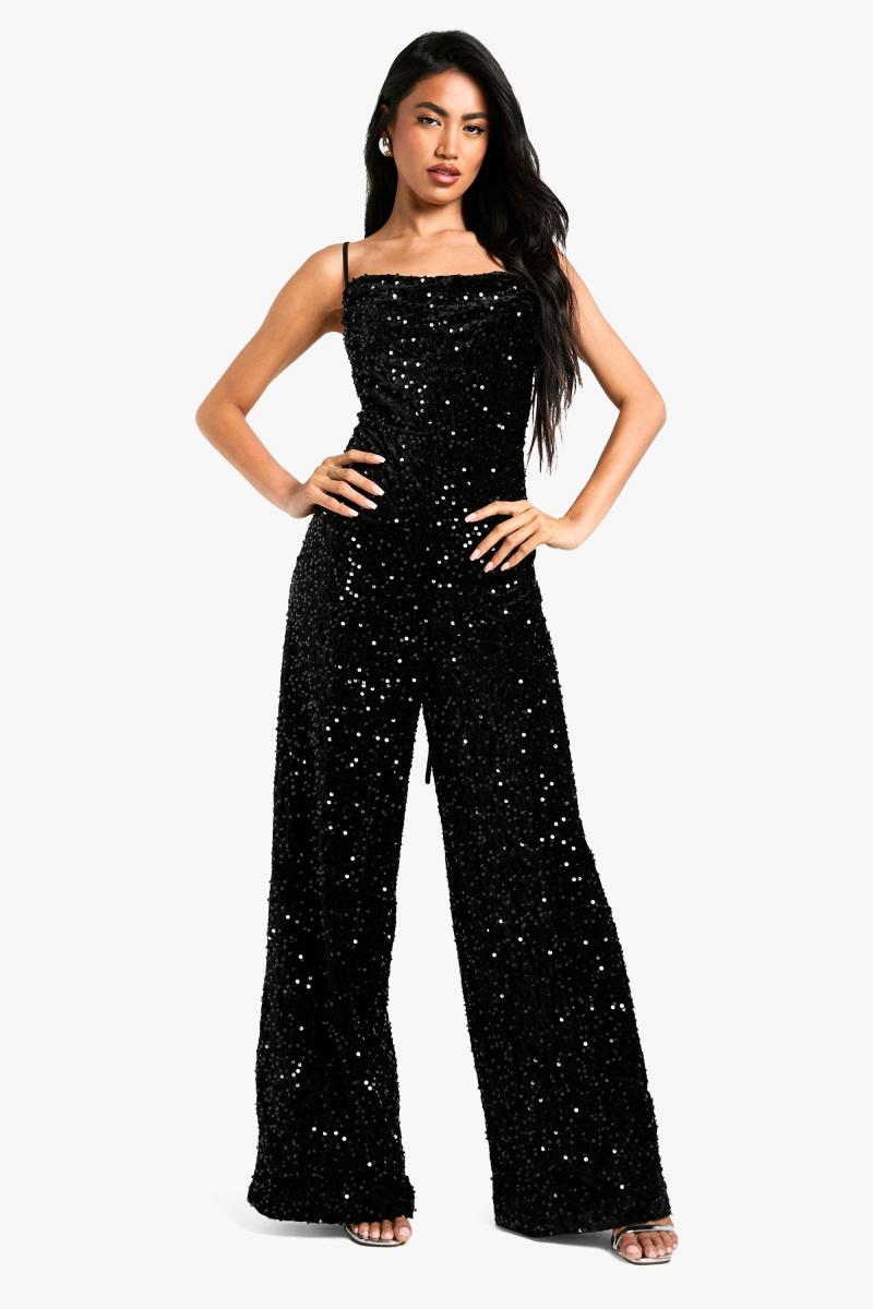 Оксамитовий комбінезон з паєтками