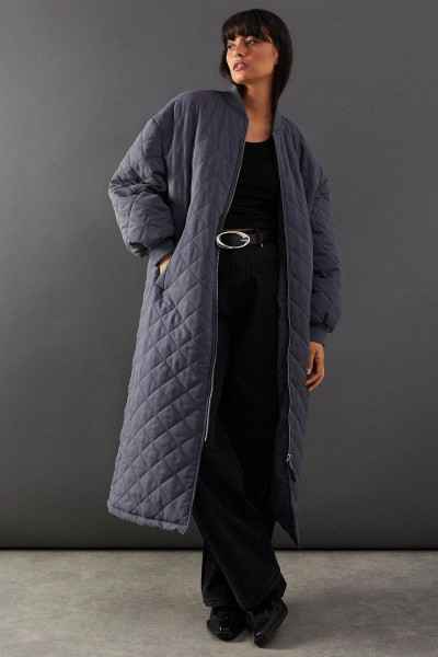 Діамантова стьобана підкладка довгих ліній