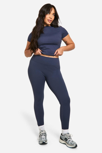 Плюс легінси Dsgn Studio Supersoft Sculpt Highwaist Плюс легінси Dsgn Studio Supersoft Sculpt Highwaist